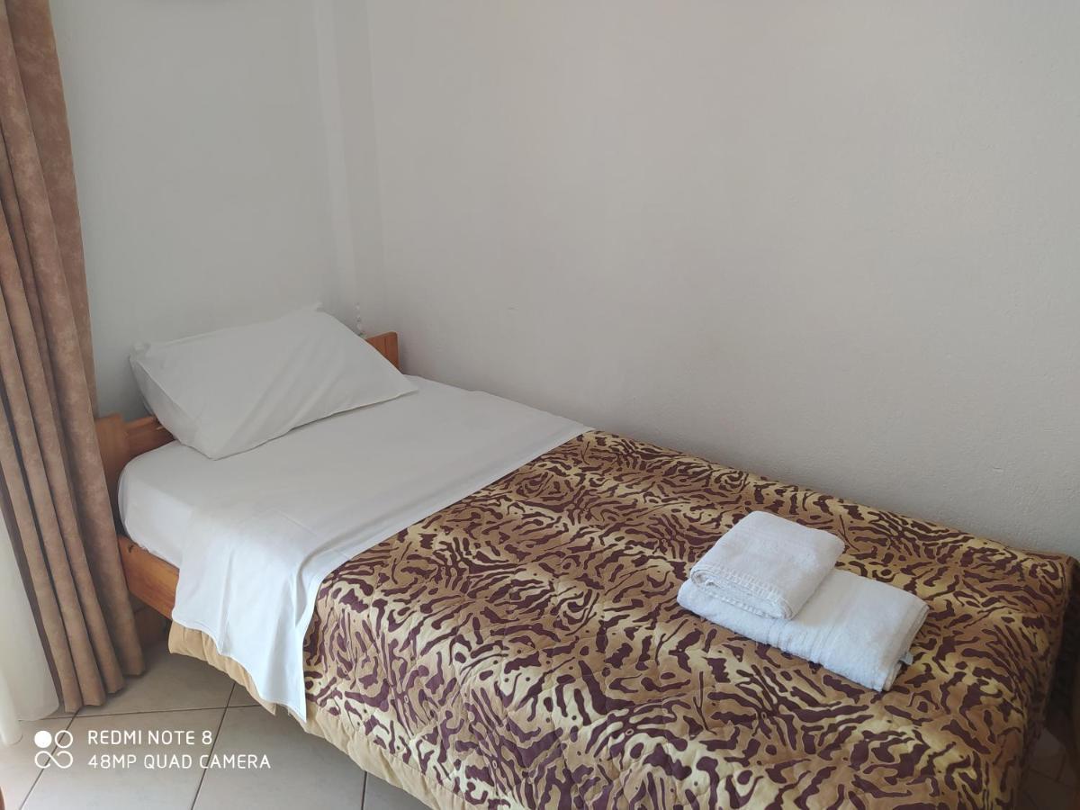 Hause Zorbas Aparthotel Paralia Dionysiou Exterior photo