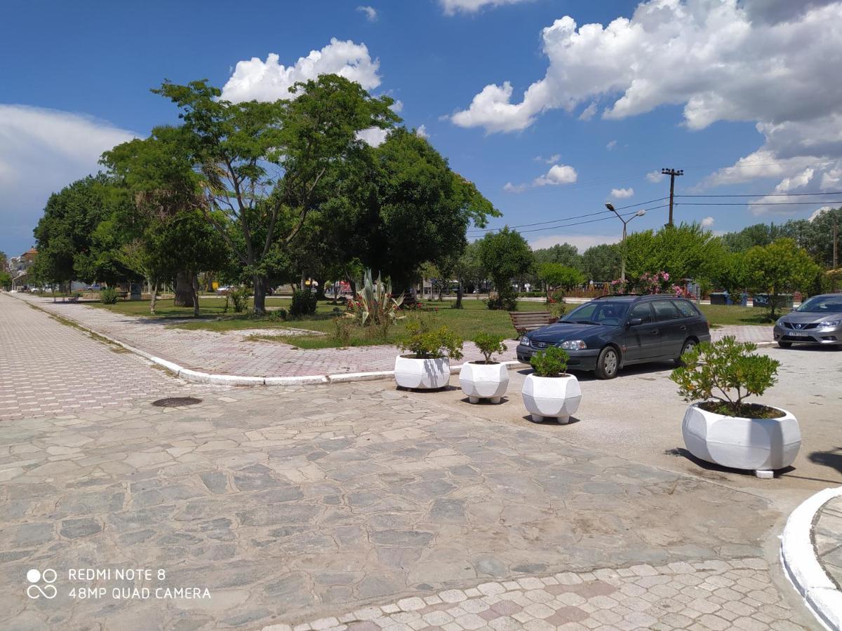 Hause Zorbas Aparthotel Paralia Dionysiou Exterior photo